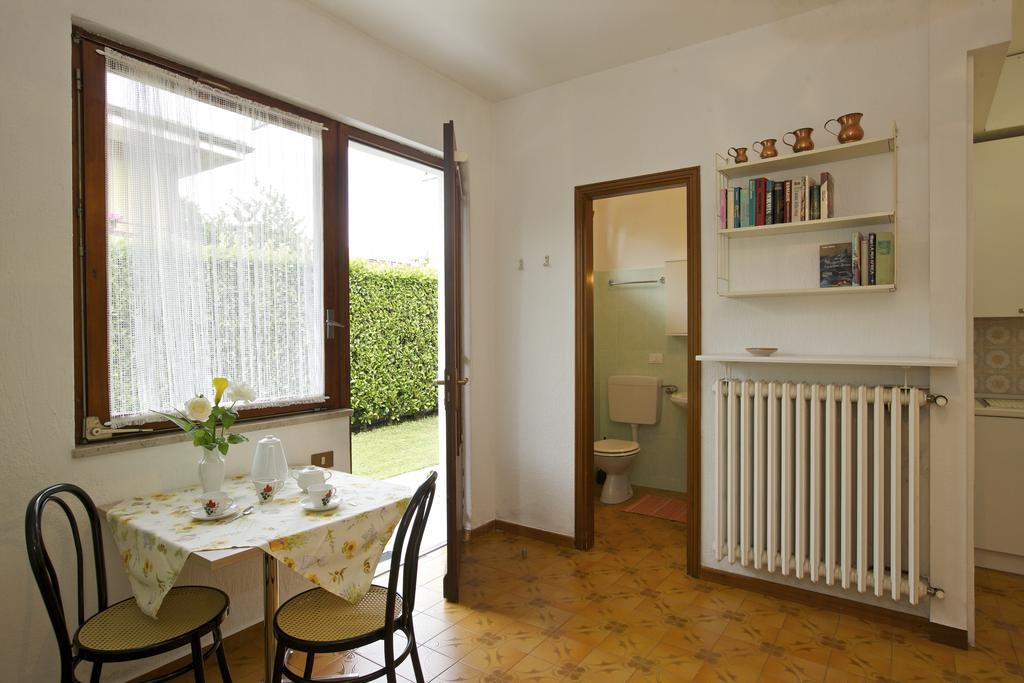 Appartamento Casa Augusta Maccagno Esterno foto